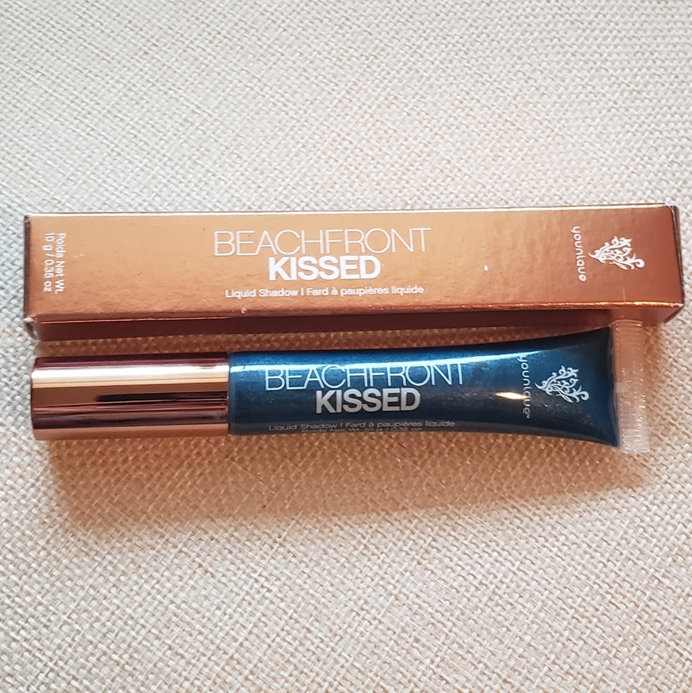 New Beachfront Kissed Liquid Shadow Beach Front NWT